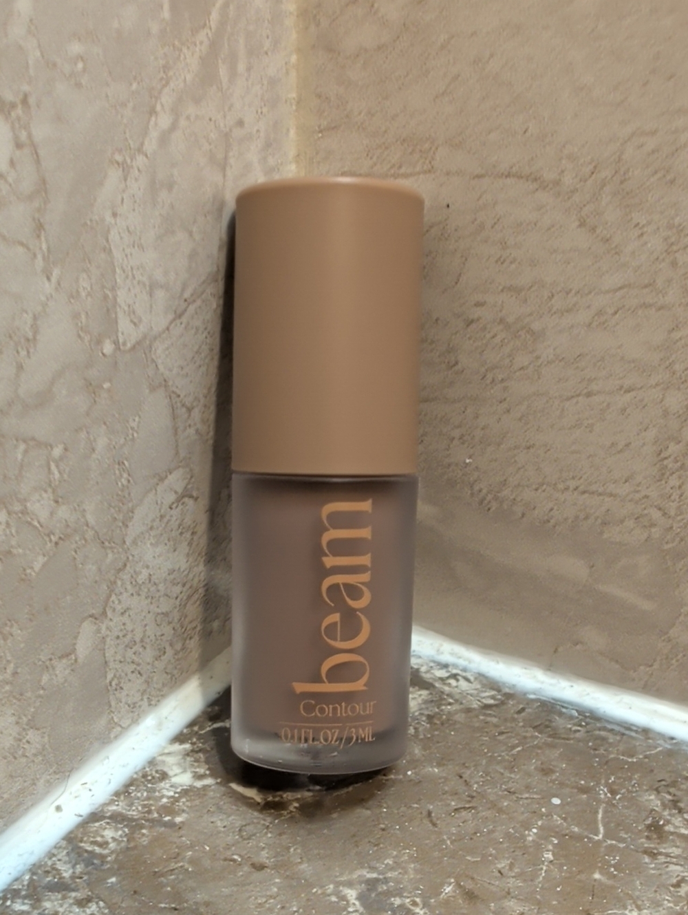 Beam Contour Cream-to-Powder Bronzer in Light Brown